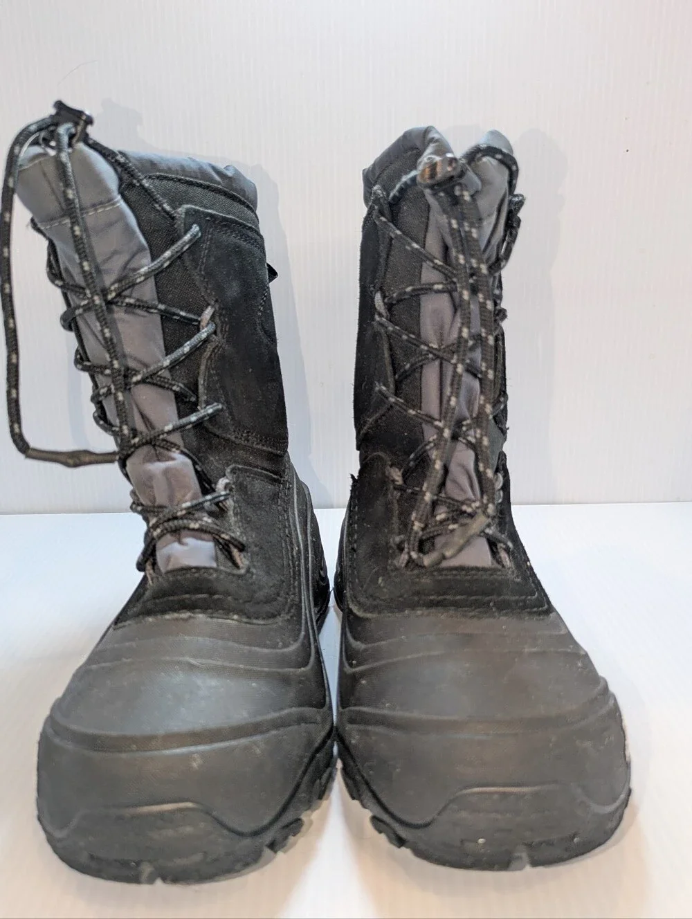 The North Face Waterproof Insulated Winter Snow Boots Youth 4/ women’s size 5.5